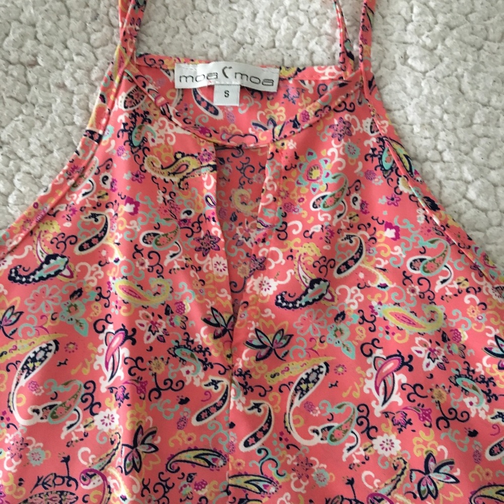 Long halter top with paisley design